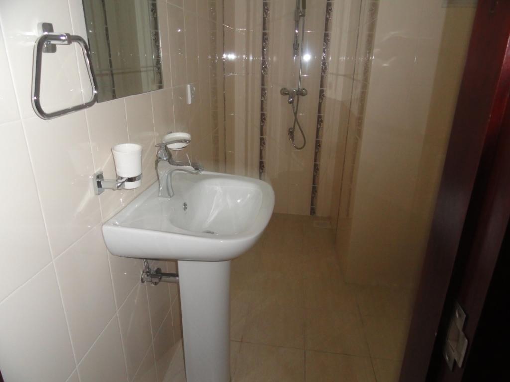 City And Hills View Apartment Nuwara Eliya Room photo